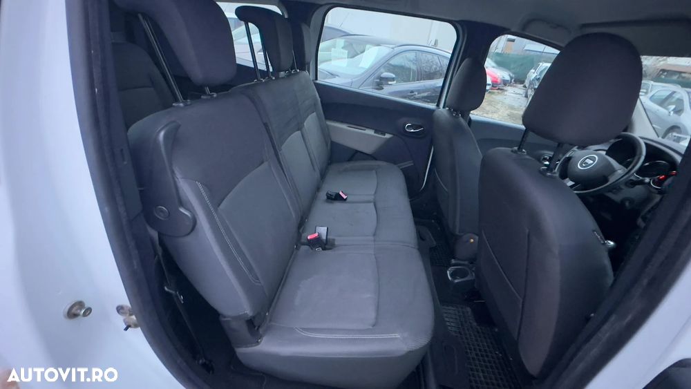 Dacia Lodgy 1.2 TCe 115 CP Laureate - 30