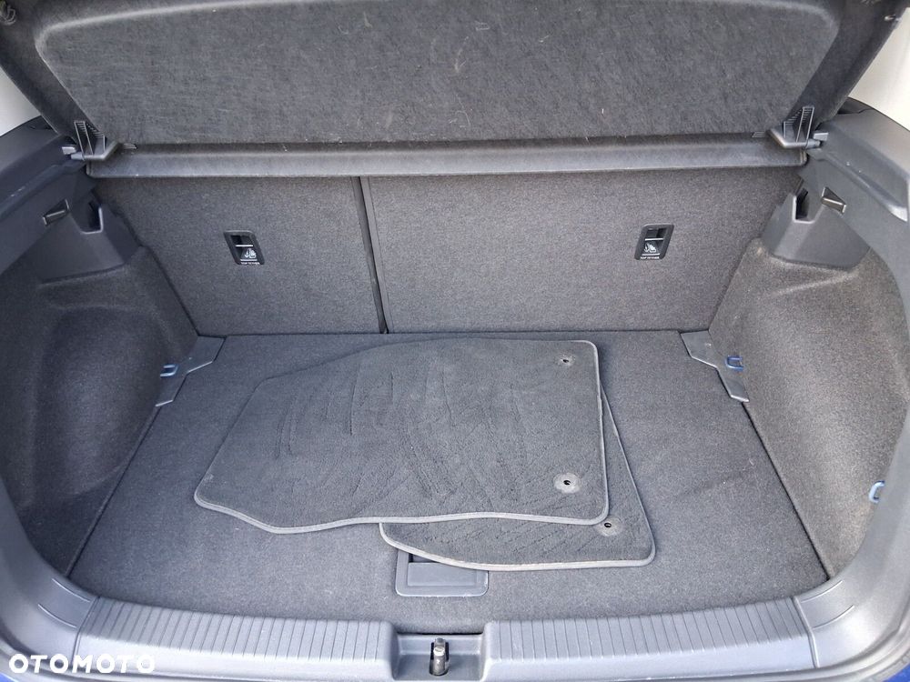 Volkswagen T-Cross 1.0 TSI Life DSG - 28