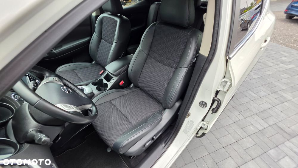 Nissan Qashqai 1.6 DCi Tekna+ Xtronic - 14