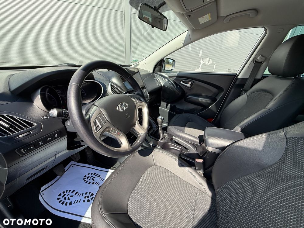 Hyundai ix35 2.0 CRDi 4WD Premium - 12
