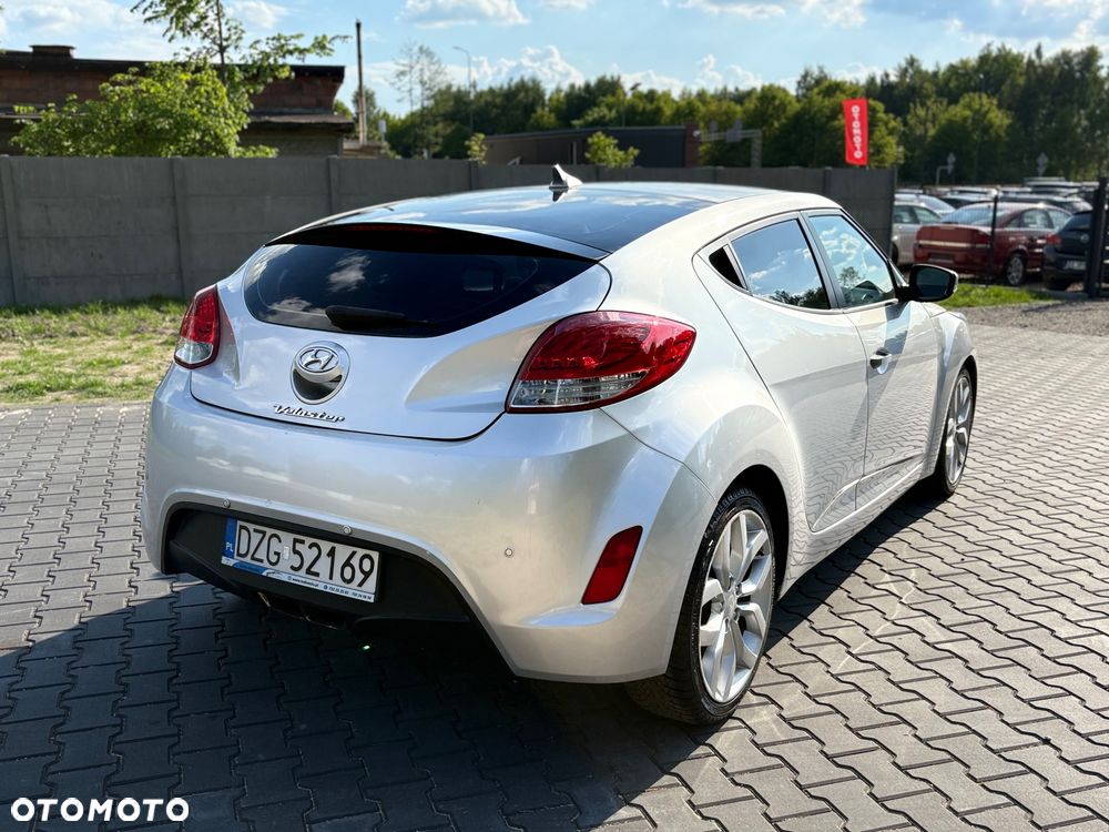 Hyundai Veloster 1.6 GDI Premium - 14