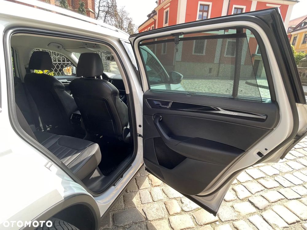 Skoda Kodiaq 2.0 TDI 4x4 L&K DSG 7os - 33
