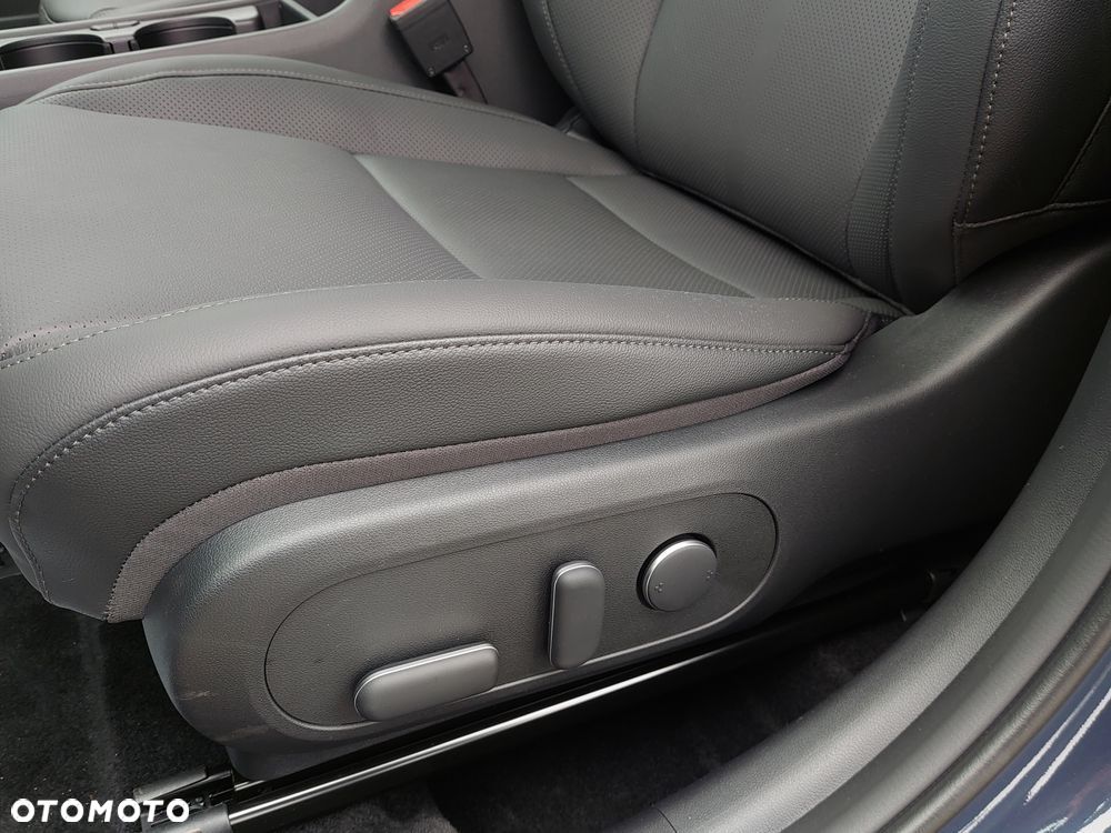 Hyundai Kona 1.6 T-GDI Platinum DCT - 9