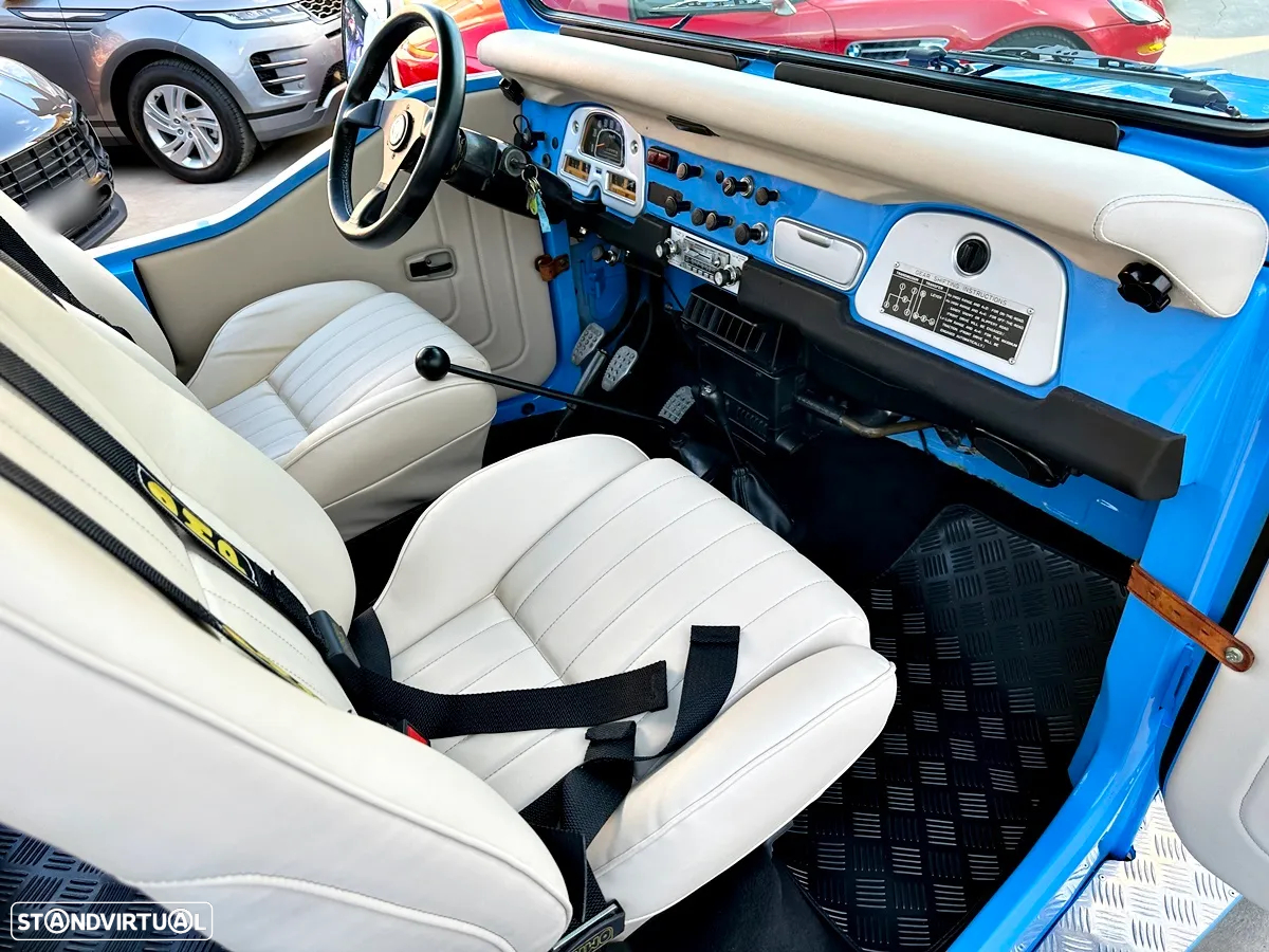Toyota Land Cruiser - 17