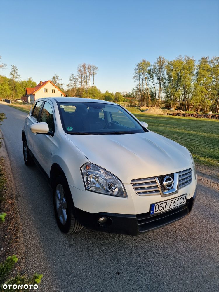 Nissan Qashqai - 1