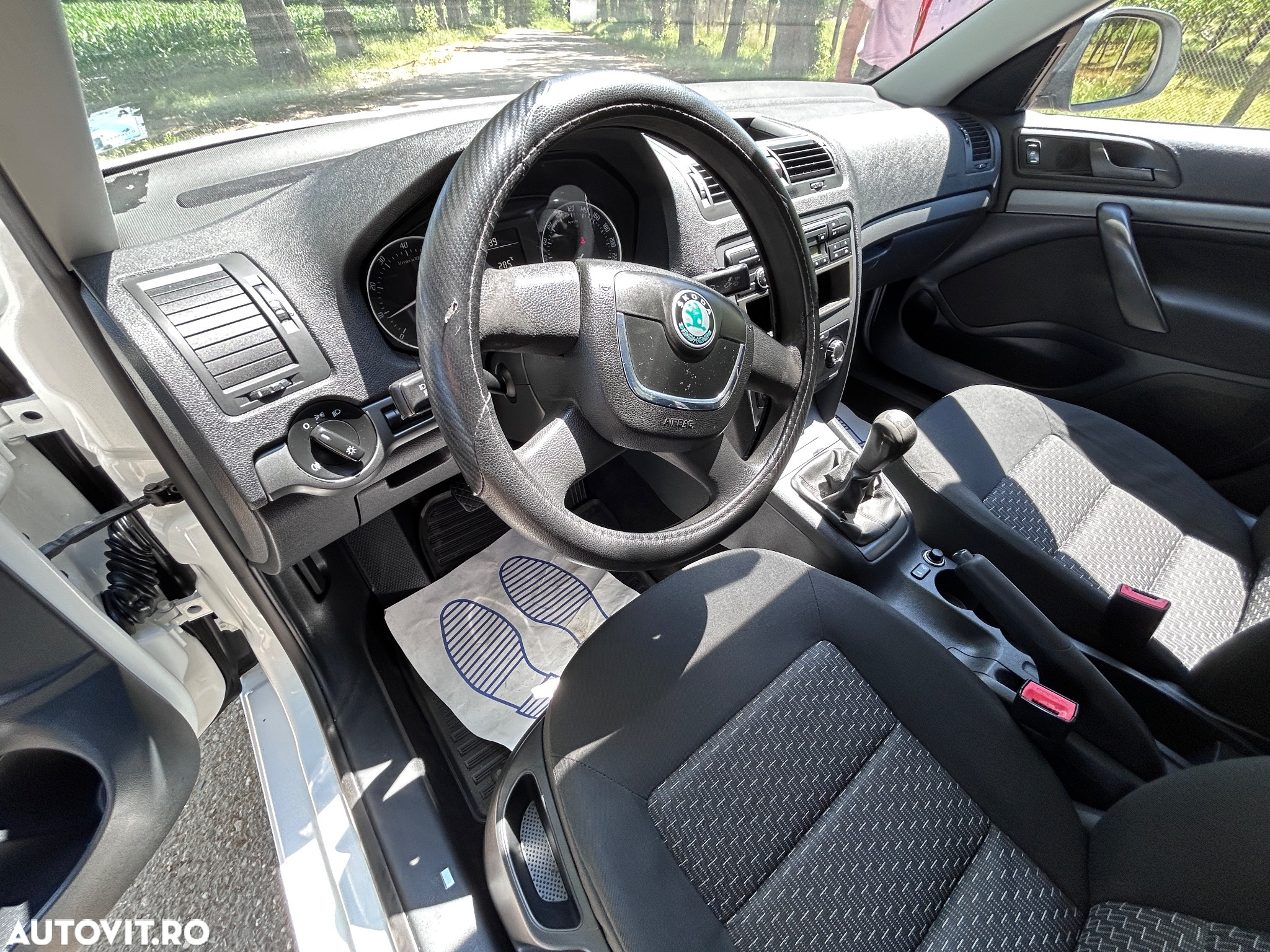 Skoda Octavia 1.4 MPI Ambiente - 8