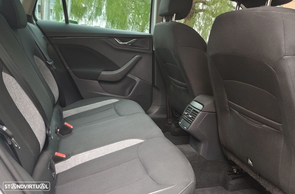 Skoda Kamiq 1.0 TSI Style DSG - 21