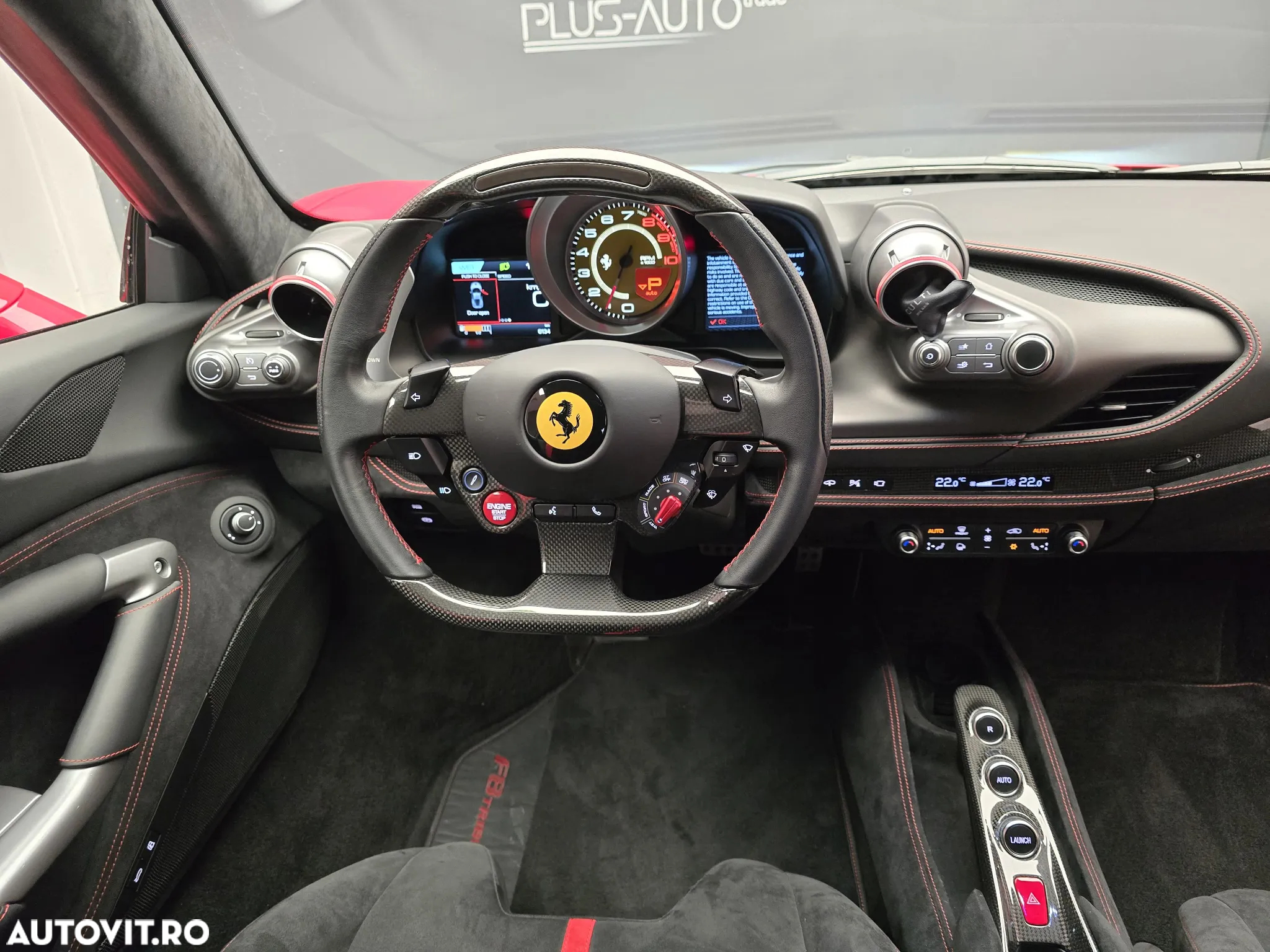Ferrari F8 - 18