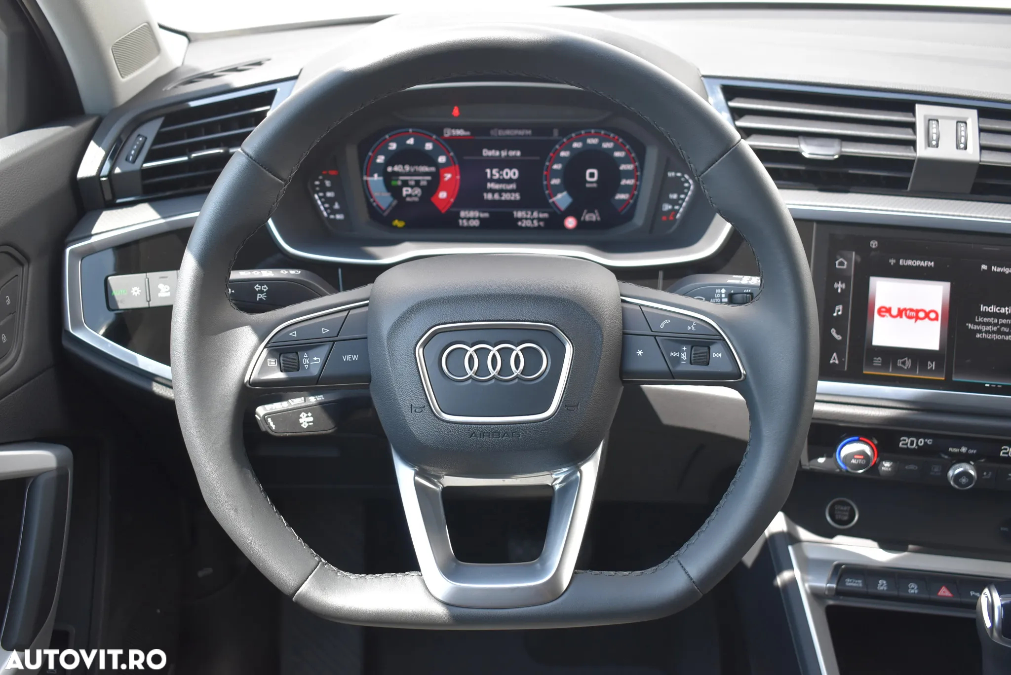 Audi Q3 1.5 35 TFSI S tronic Basic - 28