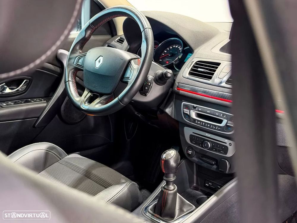 Renault Mégane Sport Tourer 1.5 dCi GT Line SS - 4