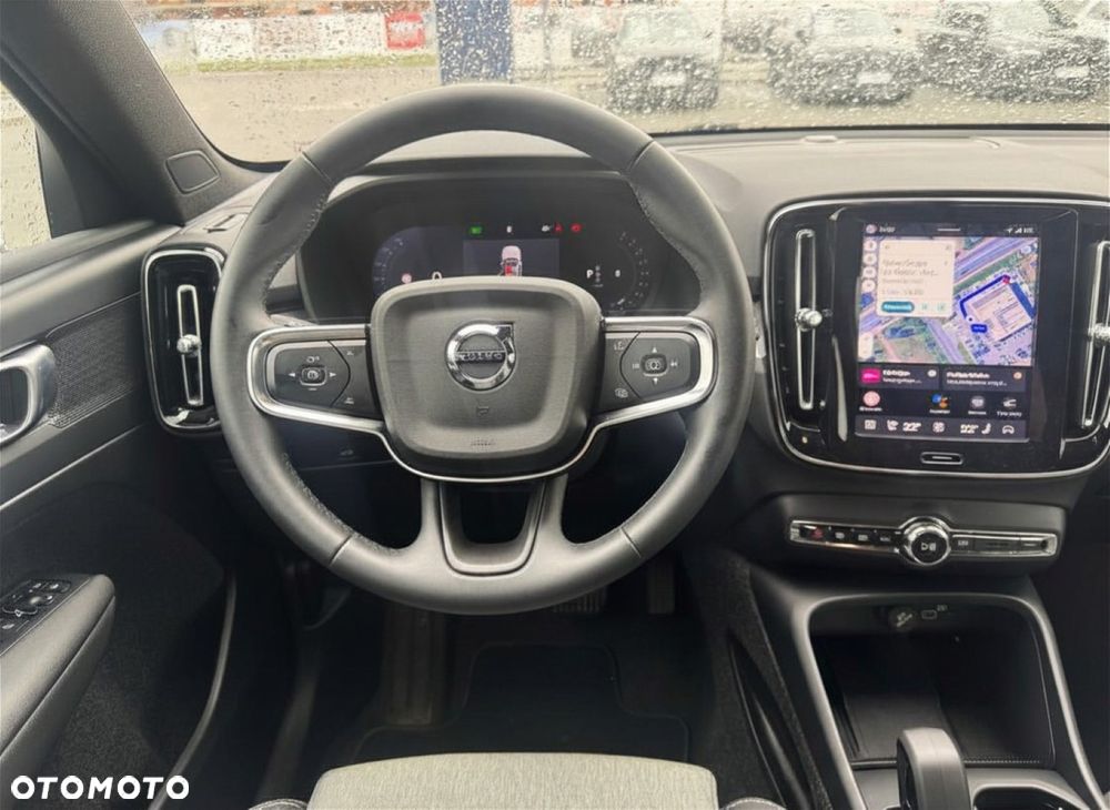 Volvo XC 40 B3 Plus Dark - 10