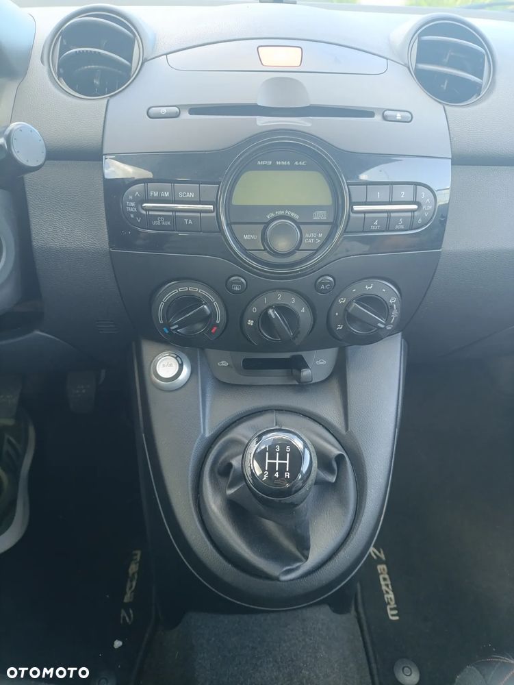 Mazda 2 1.3 MZR Kenko - 8