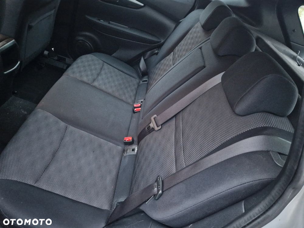 Nissan Qashqai - 8