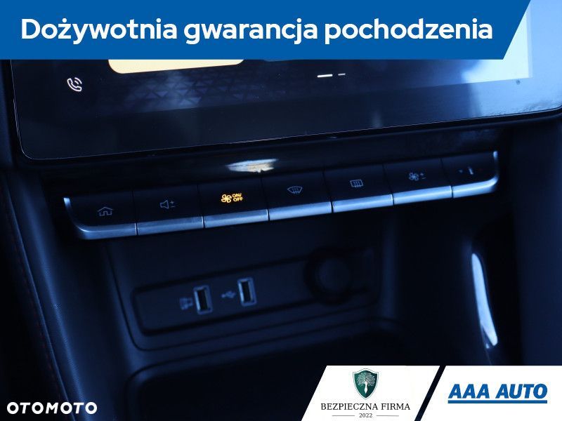 MG ZS - 21