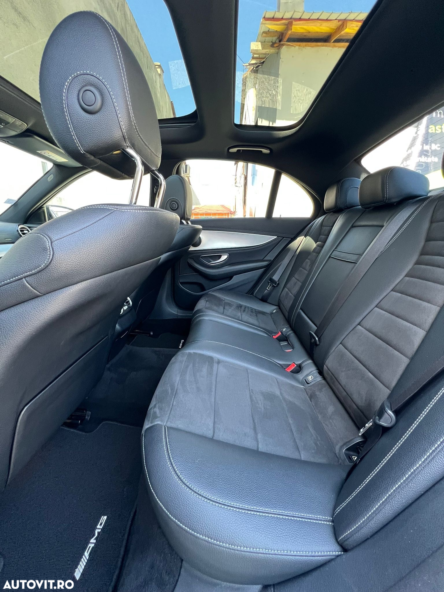 Mercedes-Benz E - 14