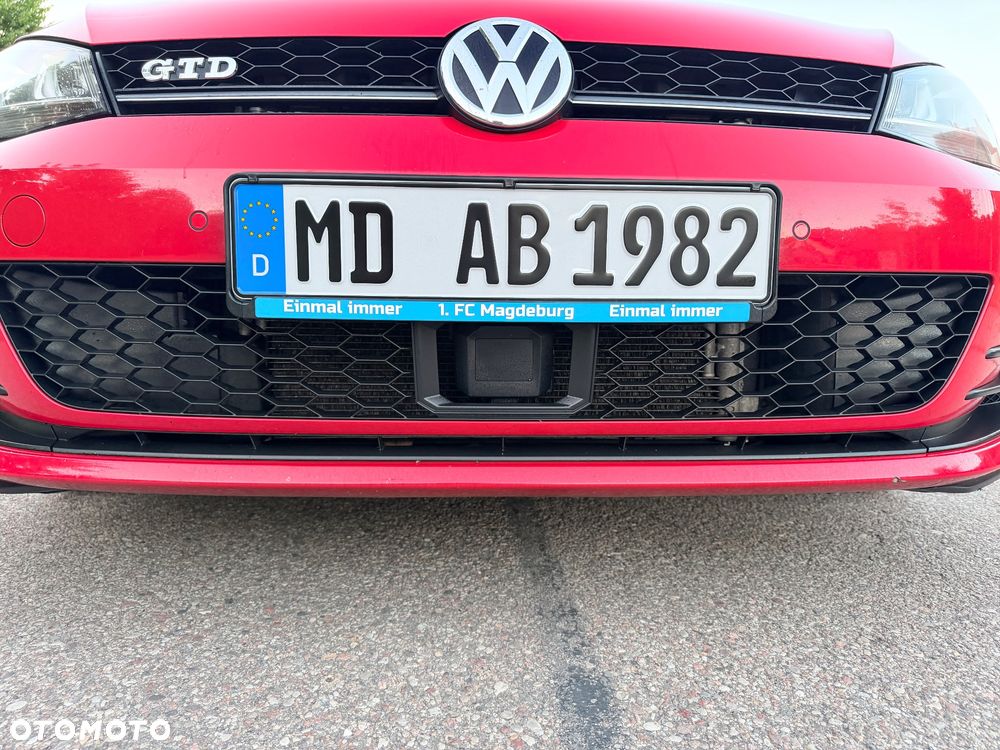 Volkswagen Golf - 16