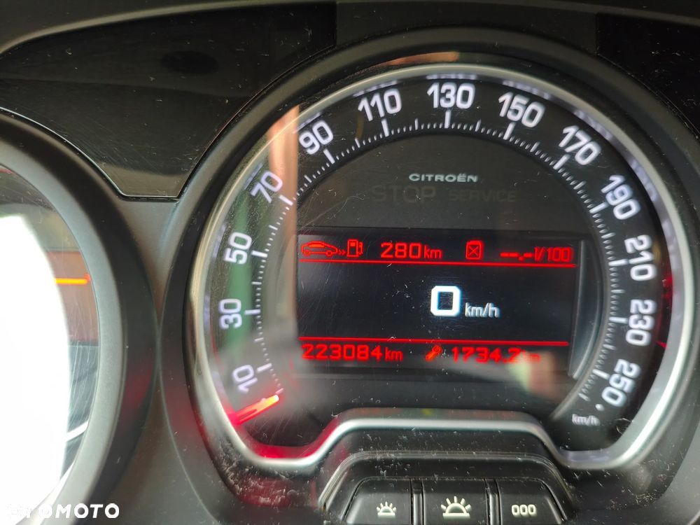 Citroën C5 2.0i 16V Exclusive - 6