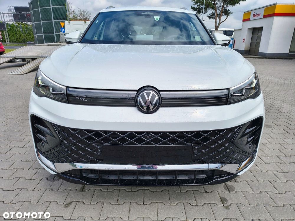 Volkswagen Tiguan 1.5 eTSI R-Line Plus DSG - 2