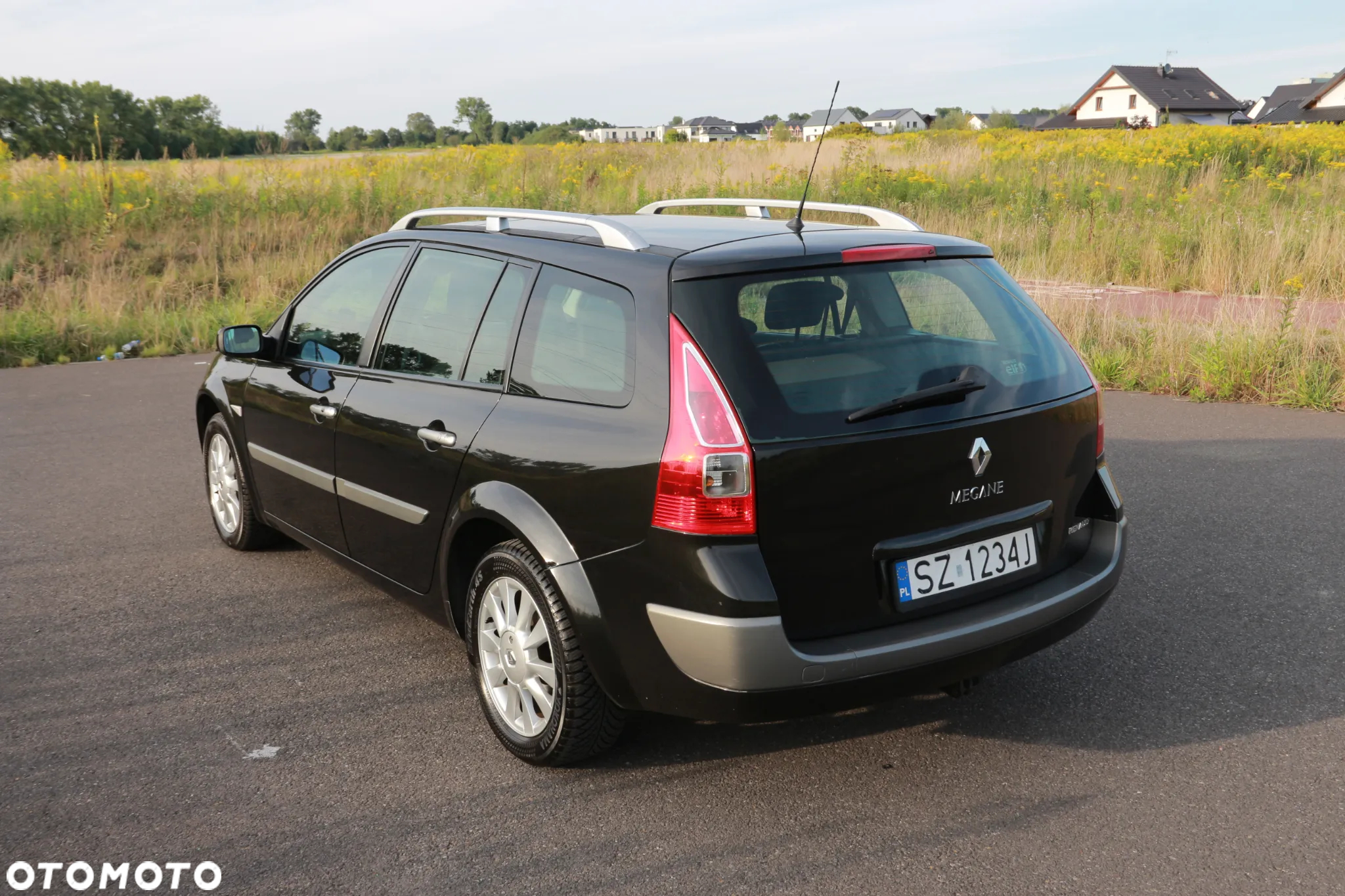 Renault Megane 1.6 Grandtour Exception - 3