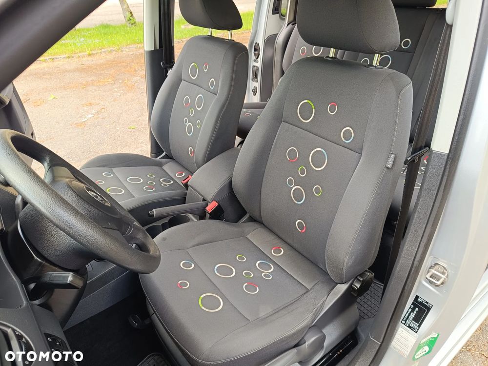Volkswagen Caddy - 35