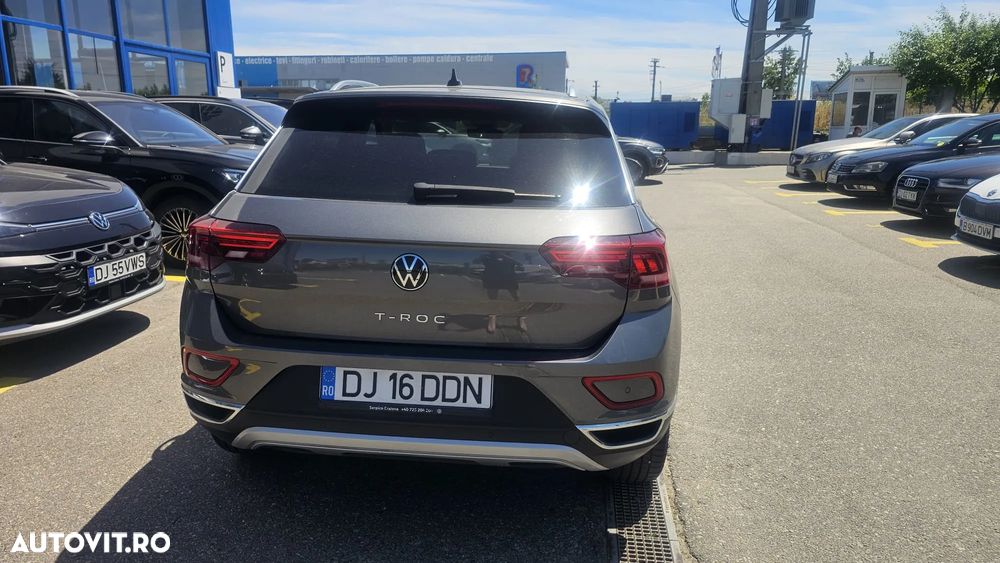 Volkswagen T-Roc - 4