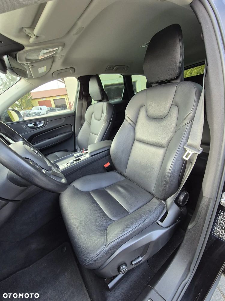 Volvo XC 60 - 8