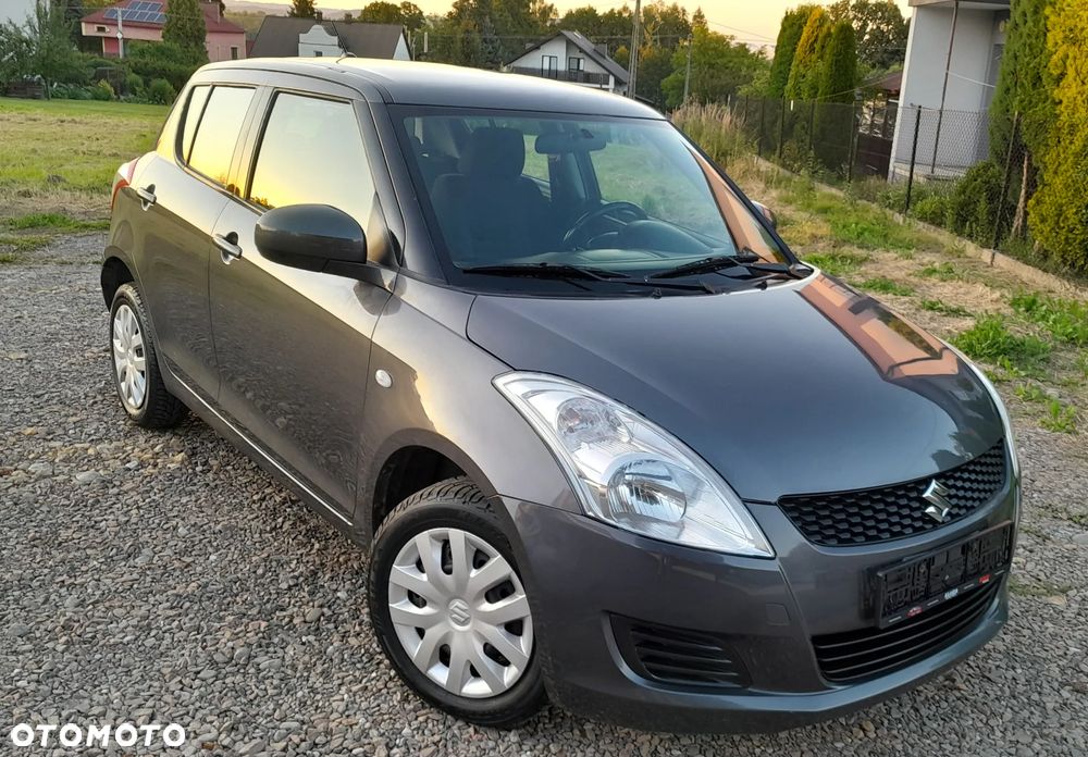 Suzuki Swift - 1