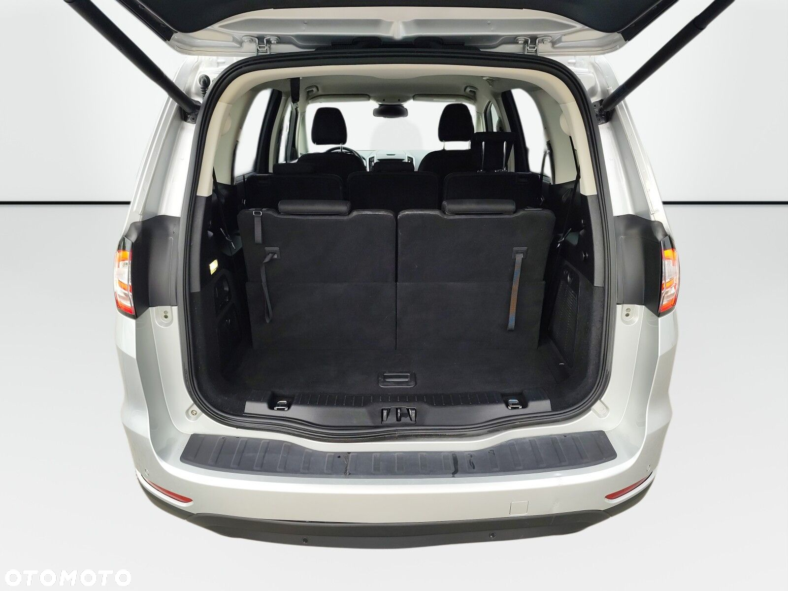 Ford Galaxy - 15