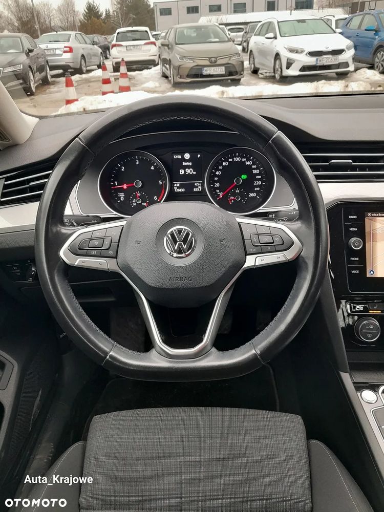 Volkswagen Passat 2.0 TDI EVO Business DSG - 11