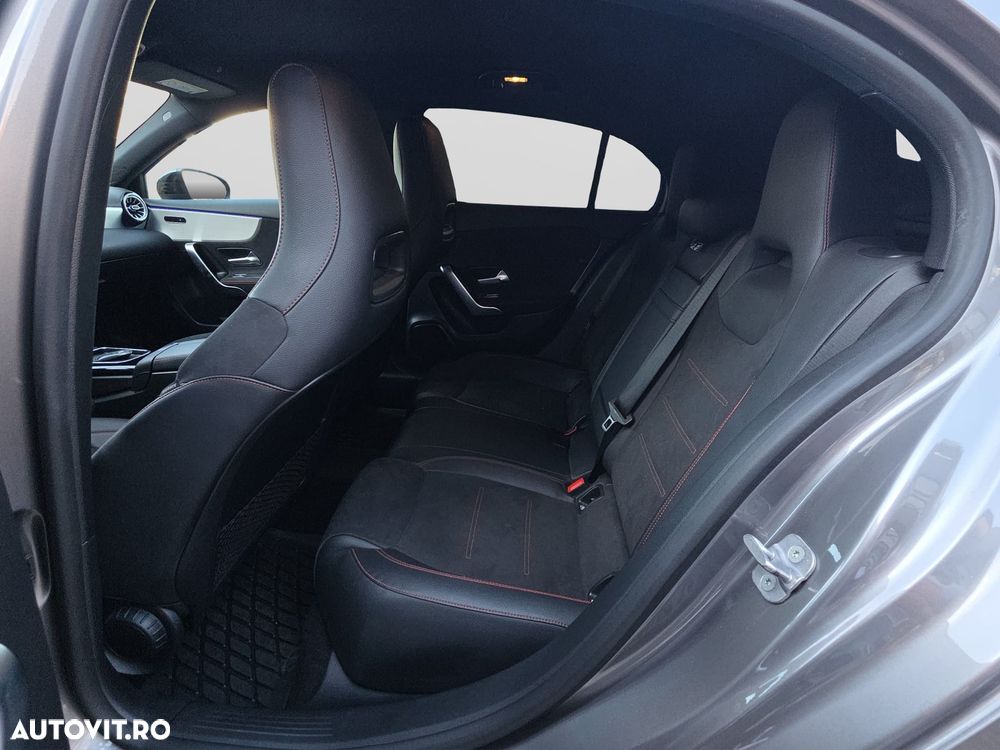 Mercedes-Benz A 200 - 24