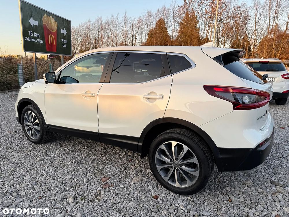 Nissan Qashqai 1.3 DIG-T Tekna DCT - 4
