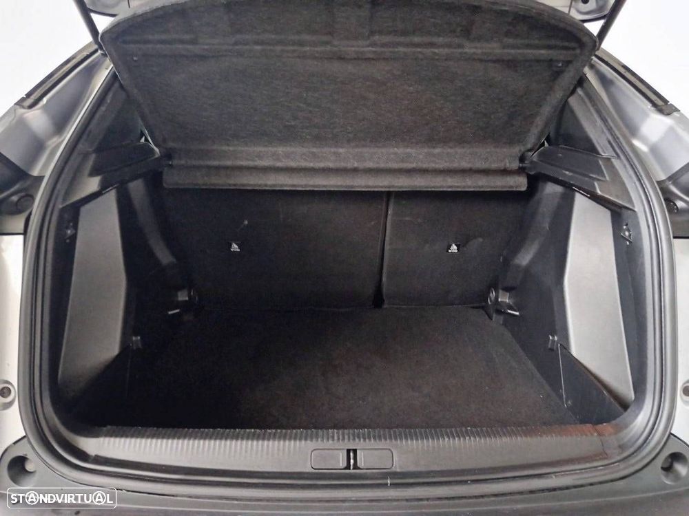 Peugeot 2008 1.2 Hybrid Allure e-DCS6 - 6