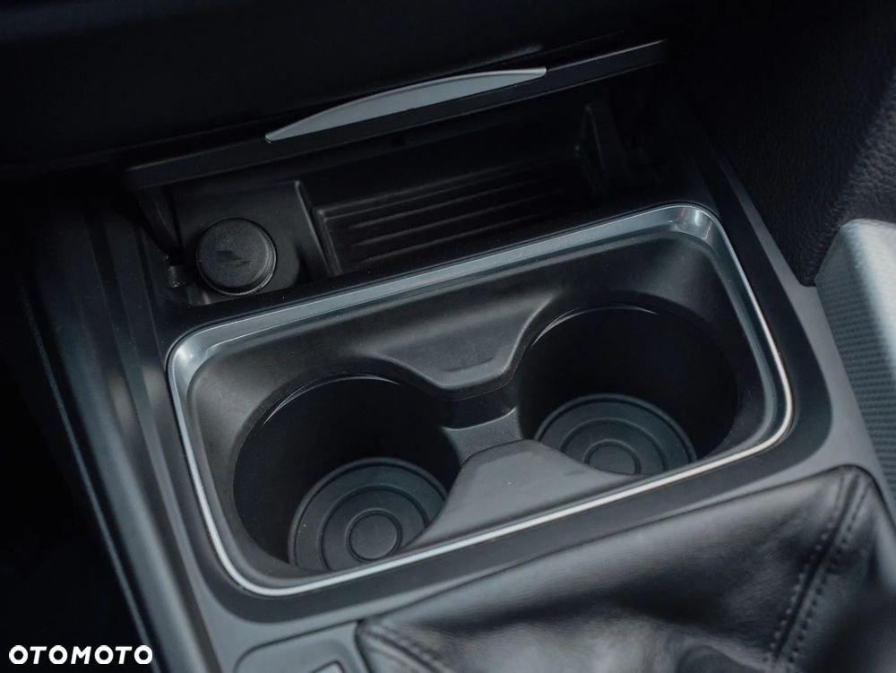 BMW Seria 3 320d xDrive - 37