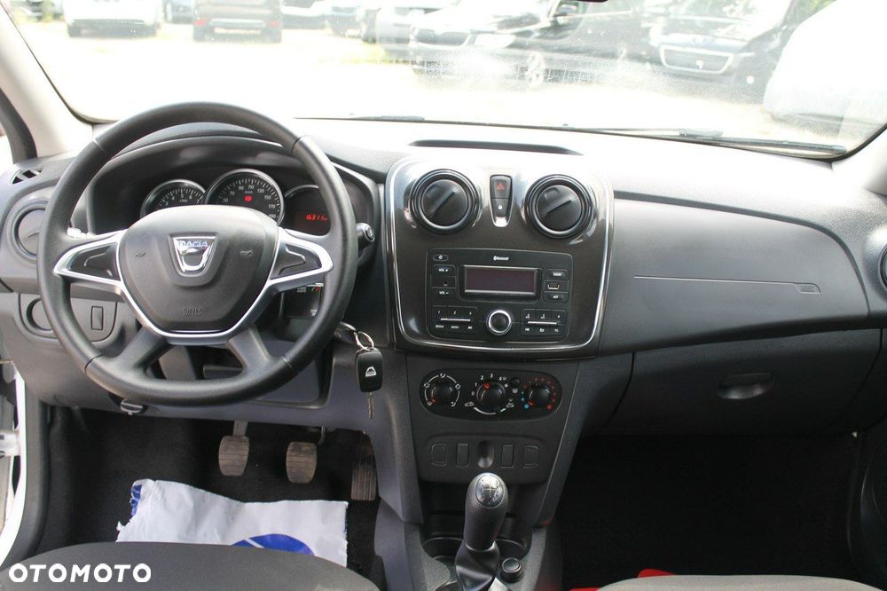 Dacia Sandero - 11