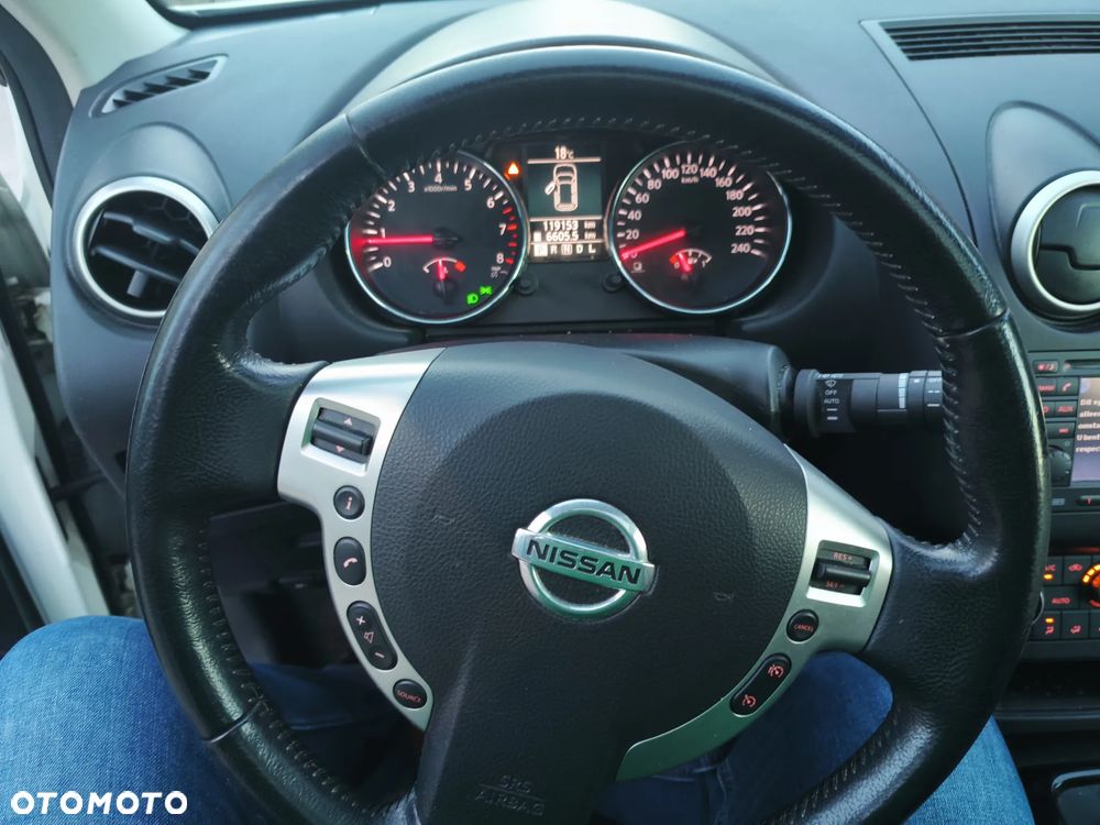 Nissan Qashqai 1.6 360 CVT - 12