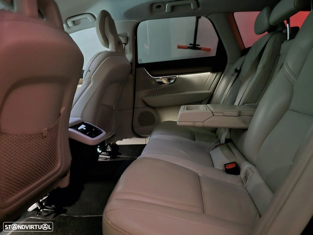 Volvo V90 2.0 D4 Inscription Geartronic - 30