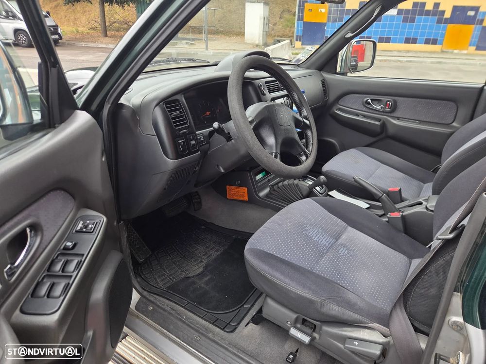 Mitsubishi L200 - 6