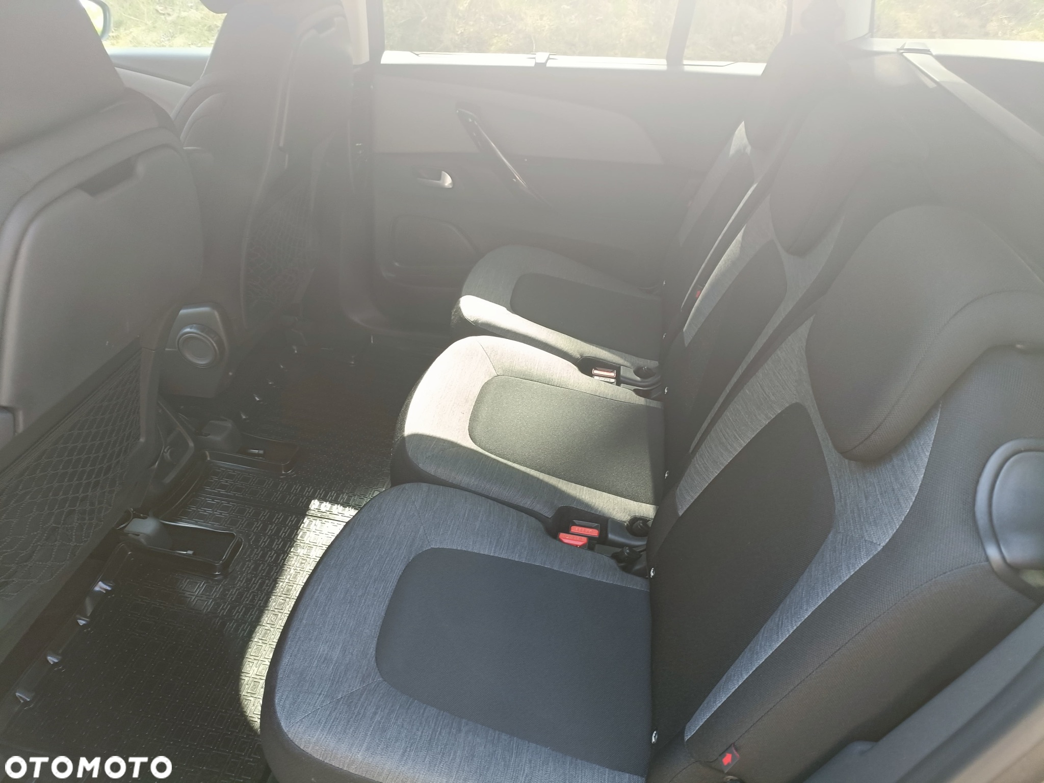 Citroën C4 Picasso BlueHDi 120 Business Class - 14