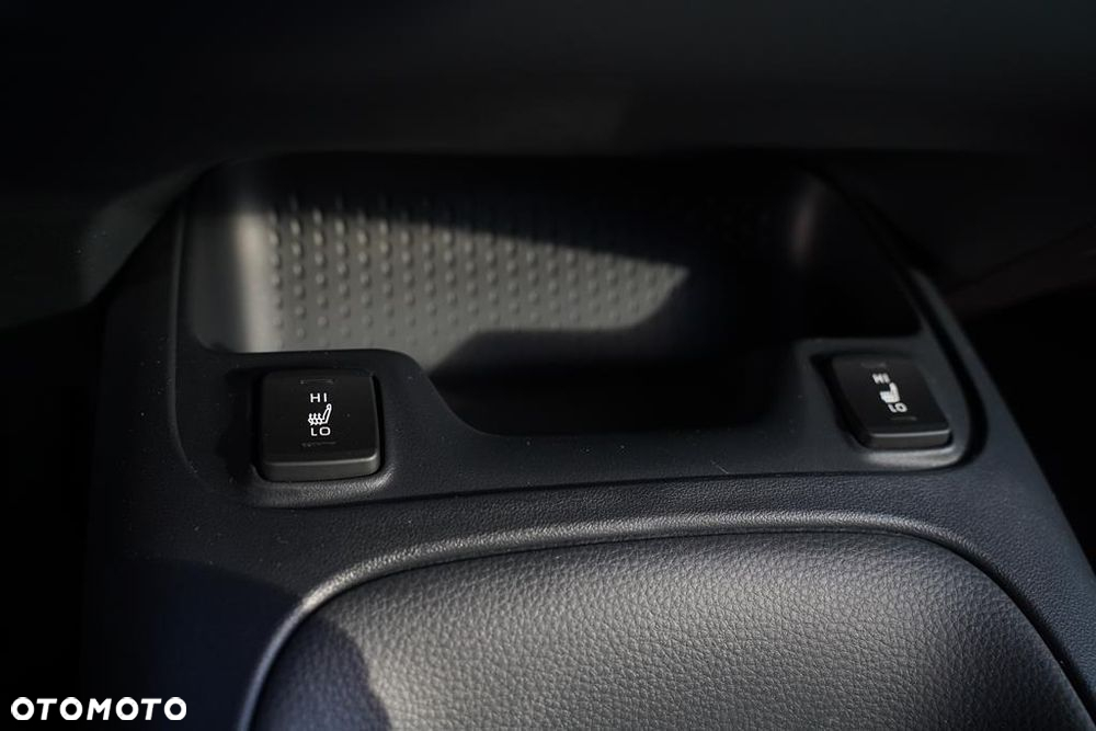 Suzuki Swace 1.8 Hybrid Premium Plus CVT - 13