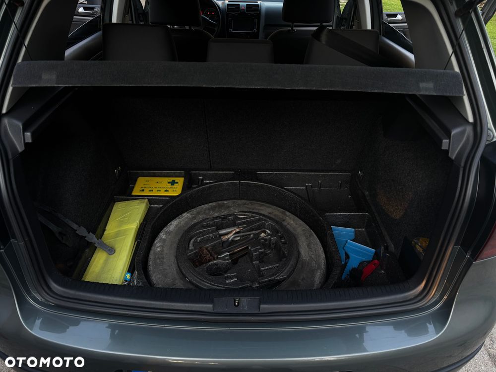 Volkswagen Golf - 5