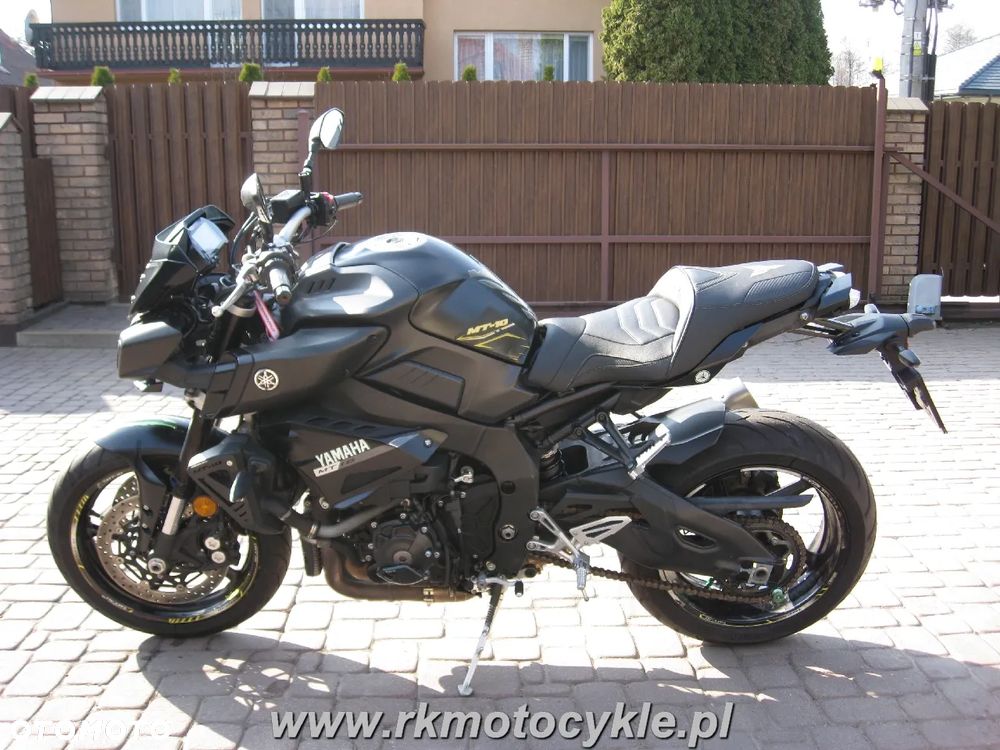 Yamaha MT - 6