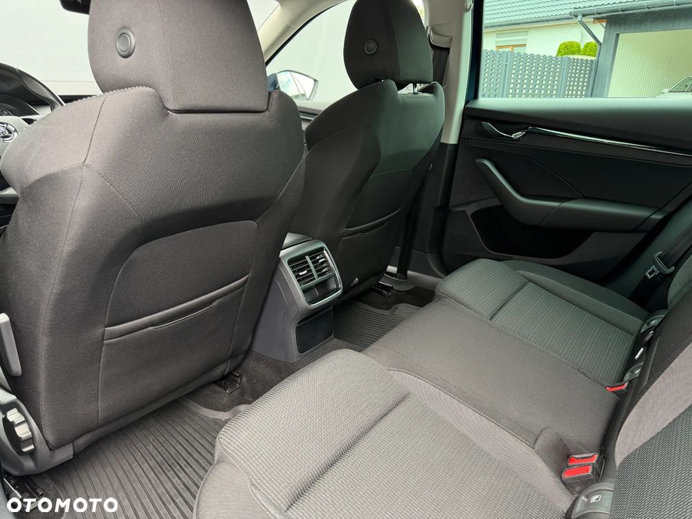 Skoda Octavia 1.5 TSI ACT Ambition - 23