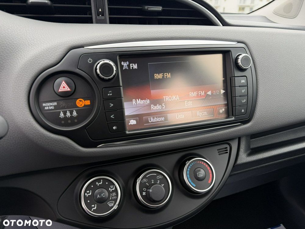 Toyota Yaris - 22