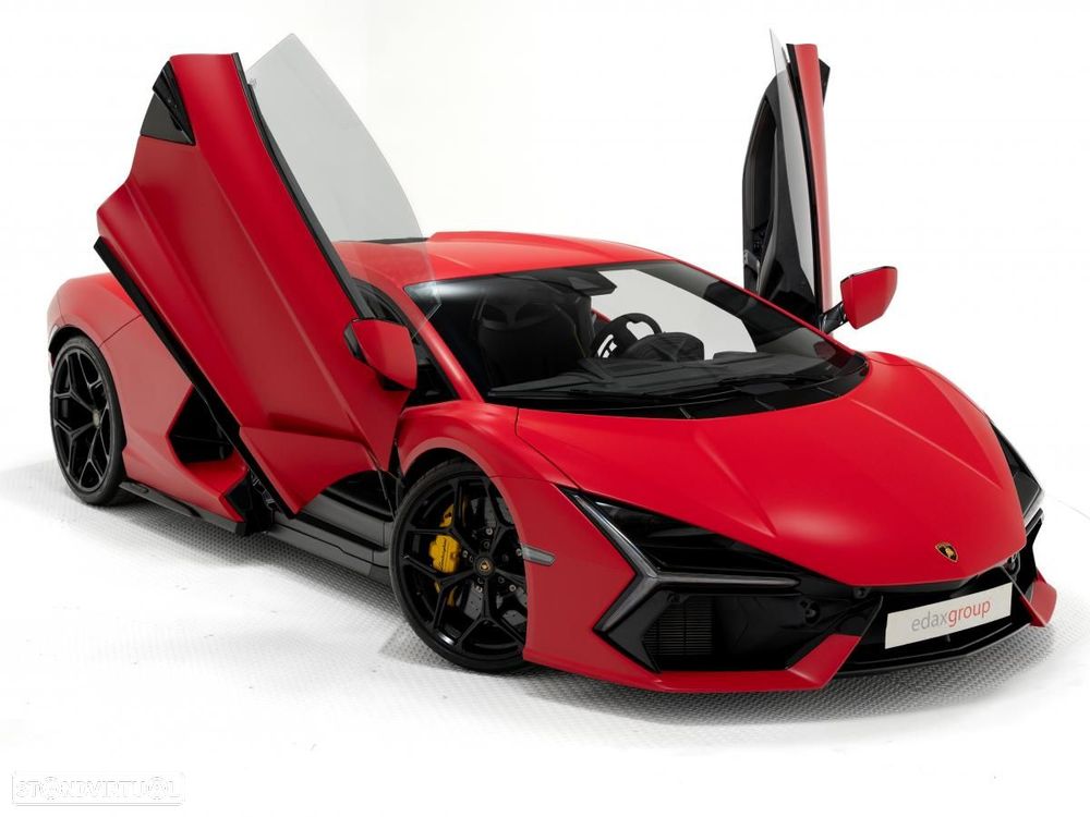Lamborghini Revuelto - 11