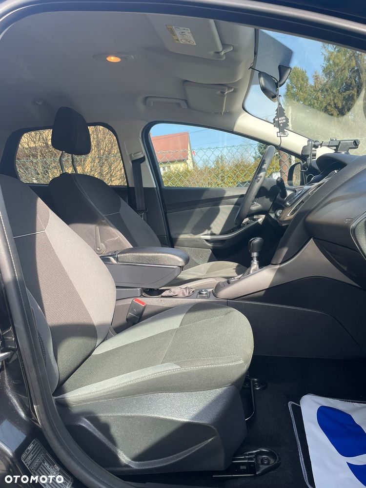 Ford Focus - 21