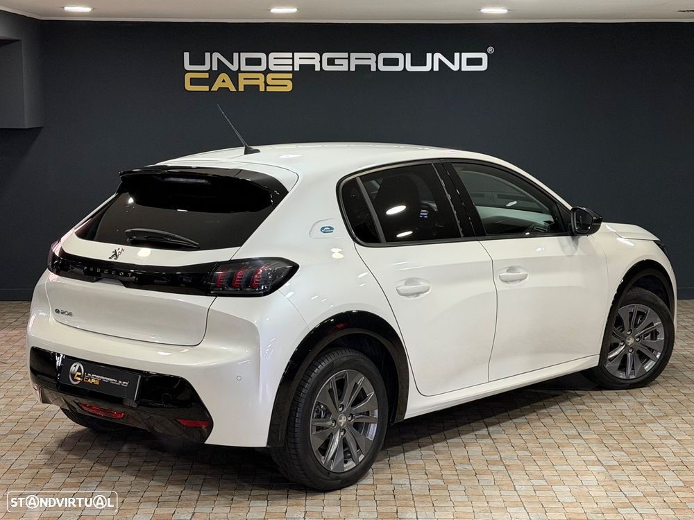 Peugeot e-208 50 kWh Allure - 9