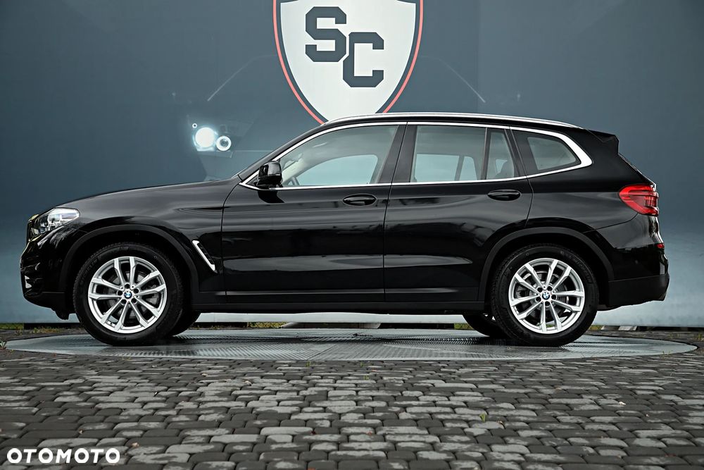 BMW X3 xDrive20i GPF Advantage - 6