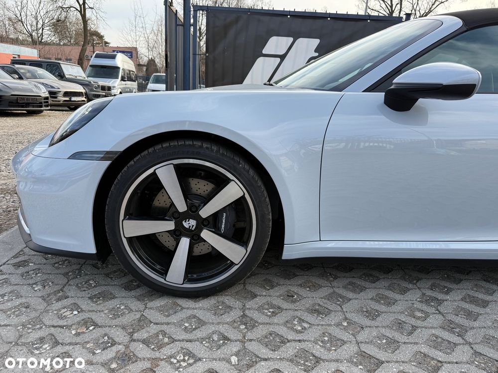Porsche 911 Carrera PDK - 11