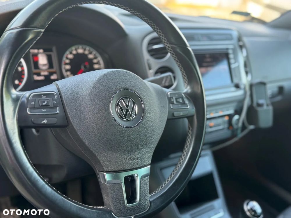 Volkswagen Tiguan - 8