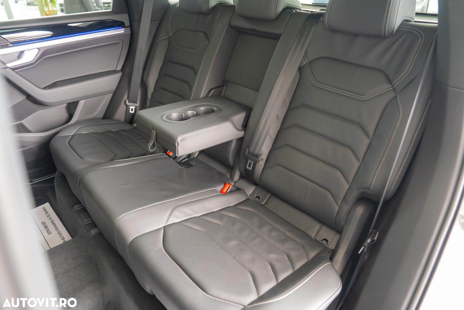 Volkswagen Touareg 3.0 V6 TDI 4Motion DPF Automatik R-Line - 22